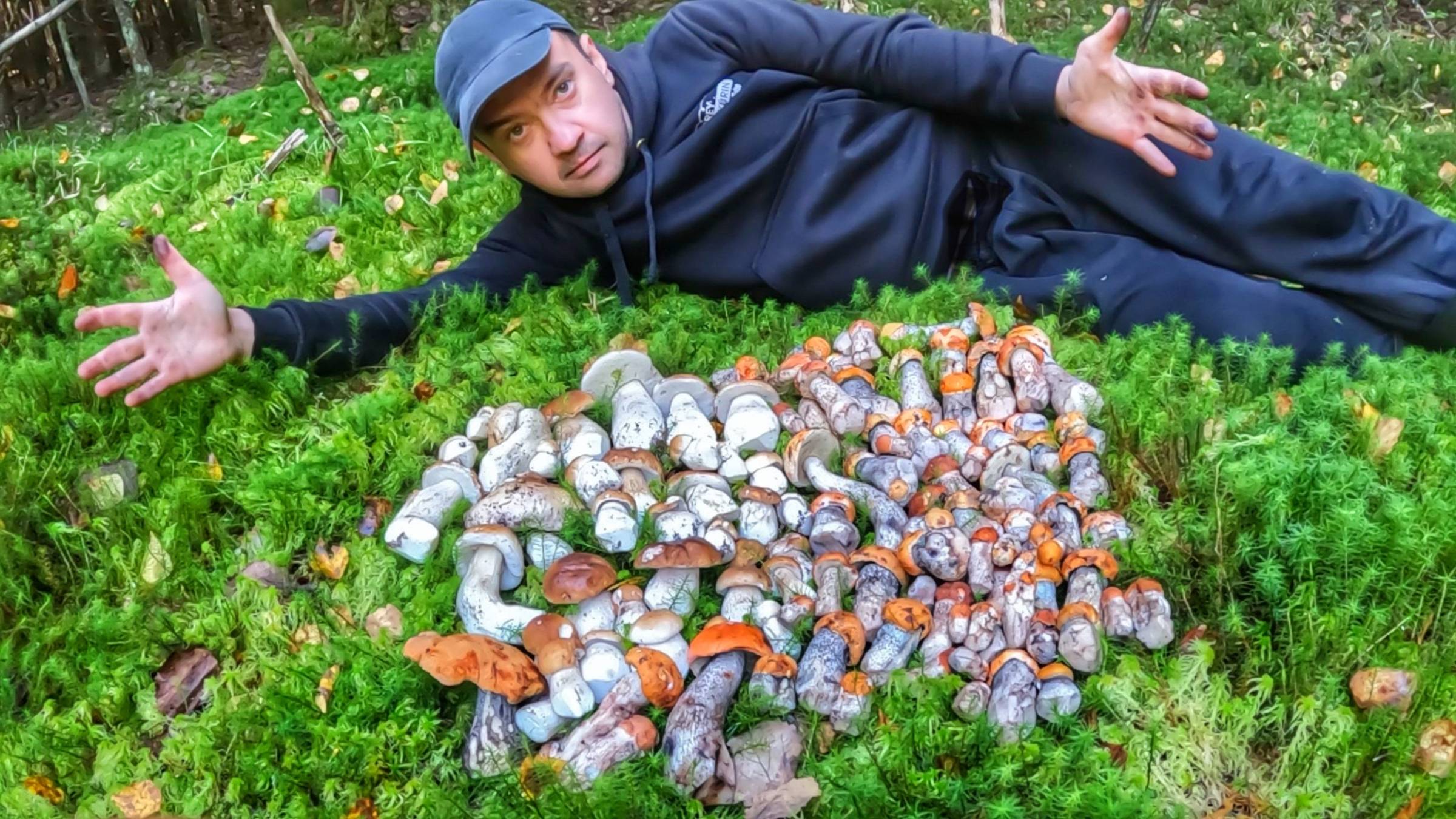 ЭТО МАКСИМАЛЬНЫЙ УЛЕТ! В ЭТОМ ГУСТОМ ЕЛЬНИКЕ ОЧЕНЬ МНОГО ГРИБОВ | ВОЛШЕБНАЯ ТИХАЯ ОХОТА 2025