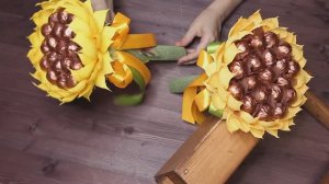 Подсолнух из конфет. Мастер-класс ❤️ Букет из конфет на 1 сентября