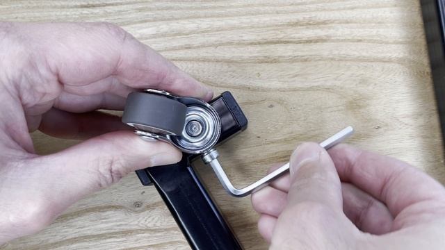 Установка поворотных колёс