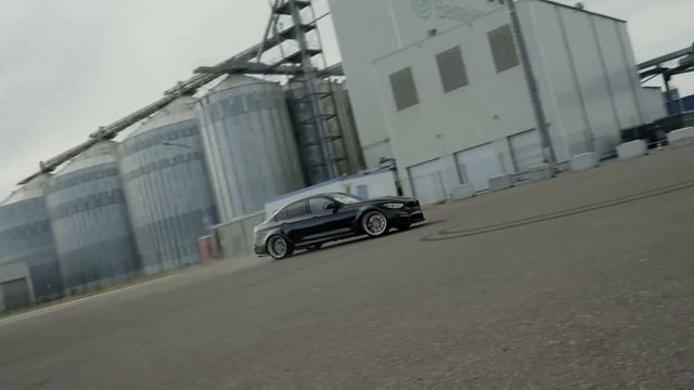 Jelly Bear - Fearless (1080p_24fps_H264-128kbit_AAC)