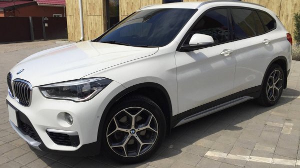 Обзор BMW X1 для Drom.ru