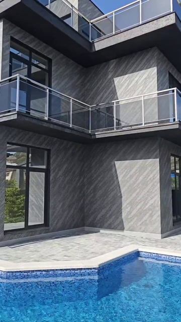 ДОМ С БАССЕЙНОМ В ОТЛИЧНОМ ДЛЯ ЖИЗНИ МЕСТЕ смотреть онлайн