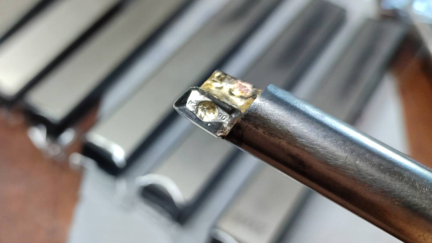 Самодельный твёрдосплавной расточной резец и оправка к нему. смотреть онлайн