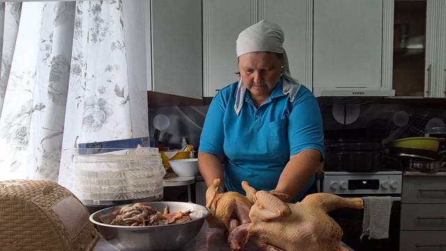 Тушки по 2 кг/ вкусная картошка и посолила рыбу/ идём смотреть работу стройки смотреть онлайн