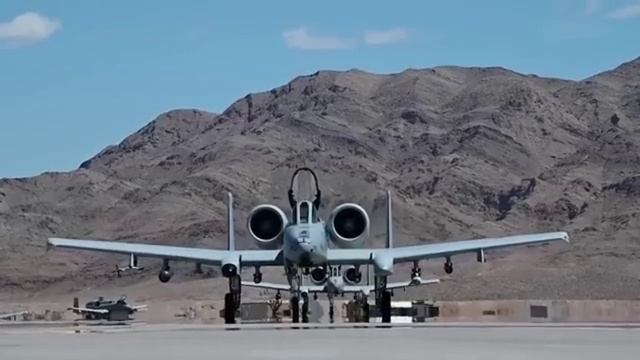 A-10 "Thunderbolt" смотреть онлайн