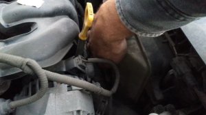 Долив АНТИФРИЗА на Kia ceed sw 80 тыс пробега на 4 год заменил аккумулятор.