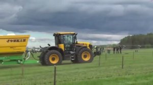 Драг Рейсинг тракторов! Старый Советский против нового иностранного!