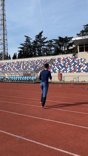 Беговой клуб SochiRunFamily. Тренировка на технику бега.