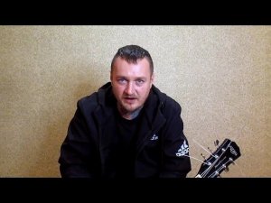 Простая мелодия Gorillaz для новичка на гитаре + табы