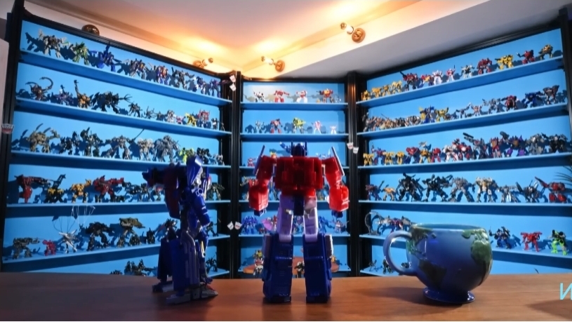 Мультфильм Трансформеры. Своих не брасаем🔥🔥🔥 смотреть онлайн