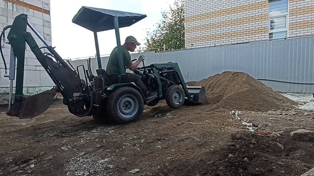 работа на участке. самодельный минитрактор смотреть онлайн