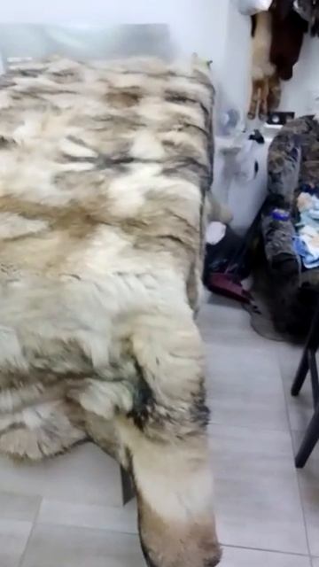 Одеяло из волчьих шкур | «Берлога 38»