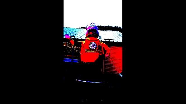 Машем и улыбаемся!