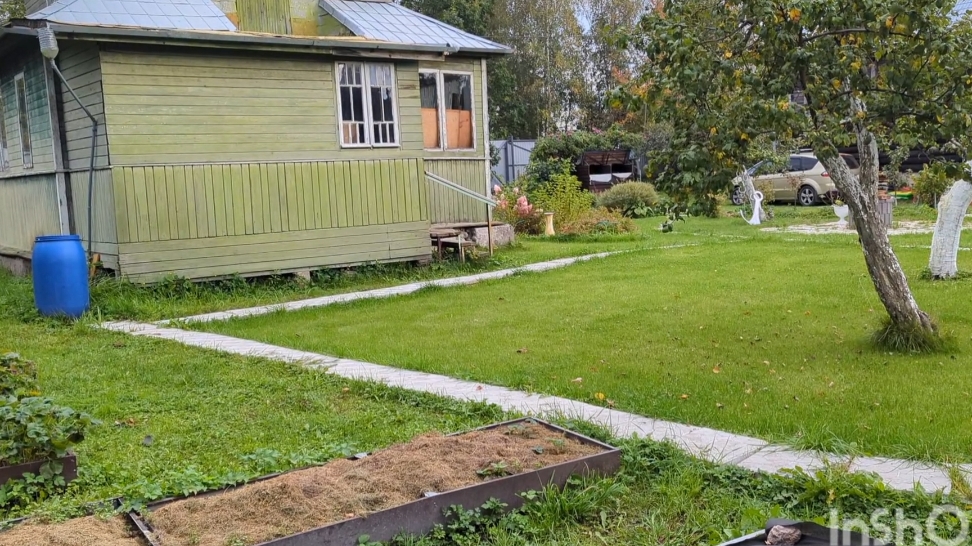 22-09-2025.Дача.Косим траву))Любуюсь туями и планирую очередную клумбу)) смотреть онлайн