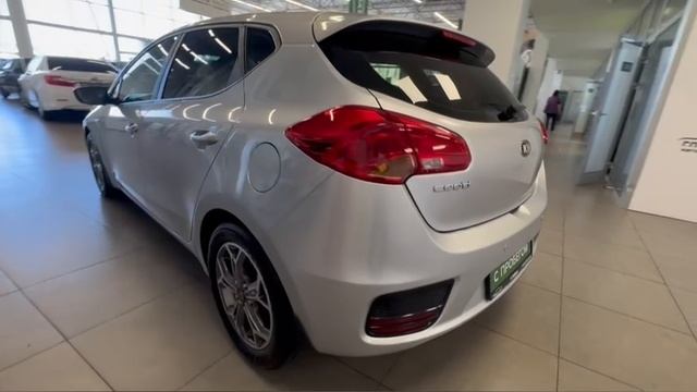Видеопрезентация автомобиля Kia Ceed
