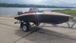 Спуск на воду и первый выход моторной лодки KS-400