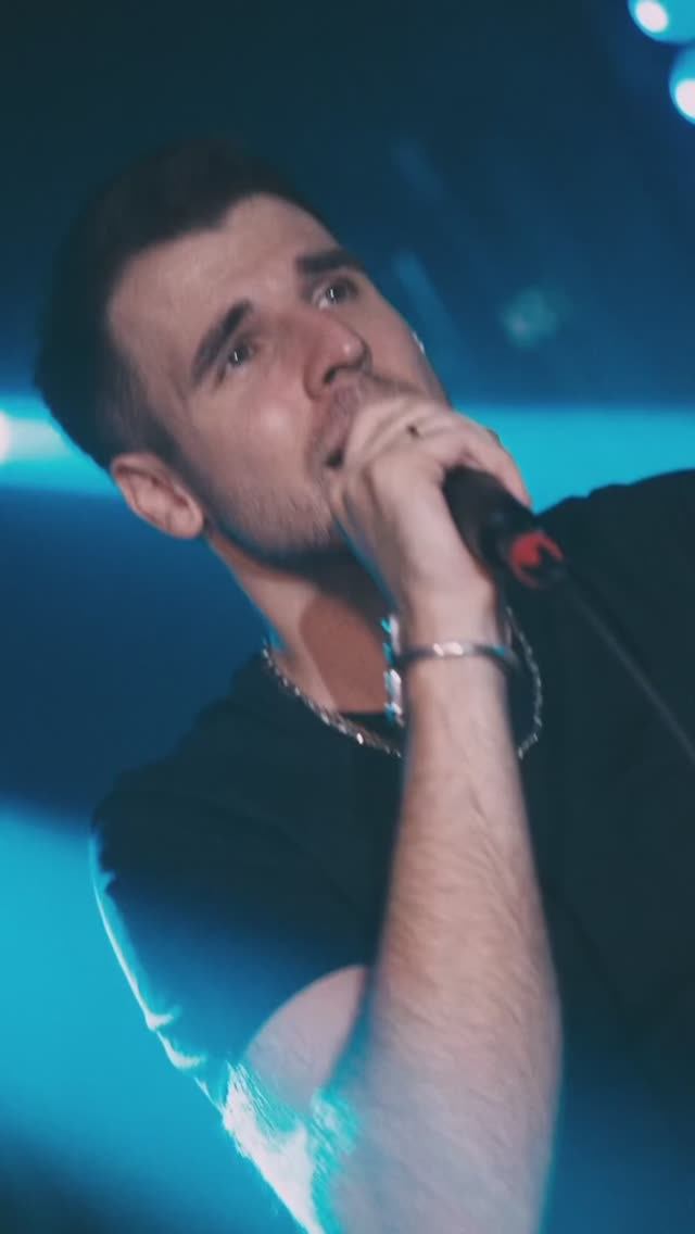 «Много слов, а связи нет...» 💔 смотреть онлайн