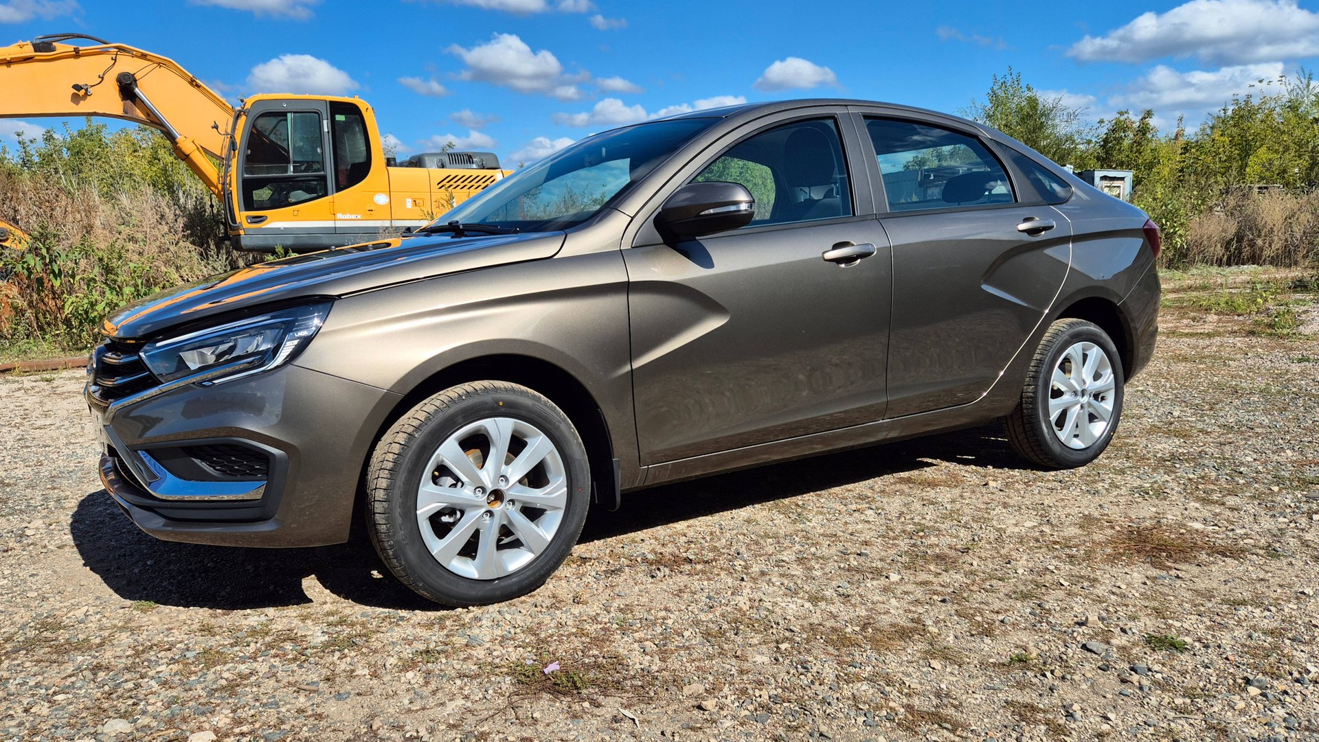 Vesta седан Enjoy стало ли лучше в 25 году? Наш ответ да и покажем почему #lada #vesta смотреть онлайн