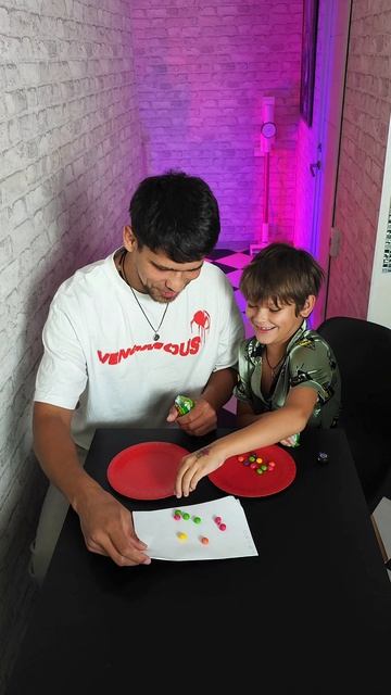 Кто правильно угадает цвет, тот заберет ВСЕ 🤩 смотреть онлайн