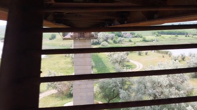 Заброшенная железная дорога и классный мост из МССР смотреть онлайн