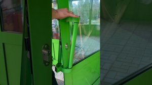 Монтаж алюминиевой двери в магазин сети «ПЯТЕРОЧКА»