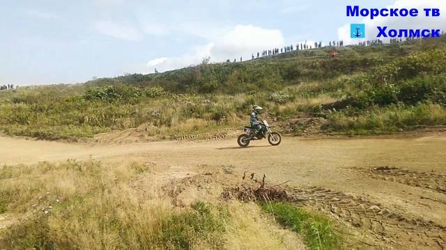 Немного мотогонок на улице 60 лет Октября города Холмск 13 сентября 2025 года смотреть онлайн