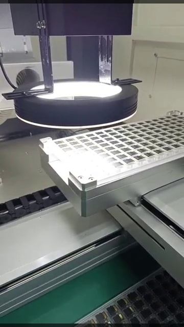 Интеллектуальная лазерная маркировочная машина - SL-UV10 смотреть онлайн