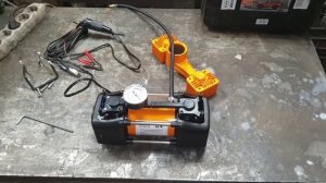 Одноразовый двух-поршневой автомобильный компрессор из Китая .