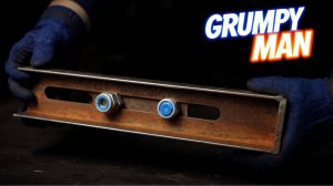 Я сделал тиски из ШВЕЛЕРА за 2 часа — это САМЫЙ КРУТОЙ инструмент который я когда-либо создавал! 🤯