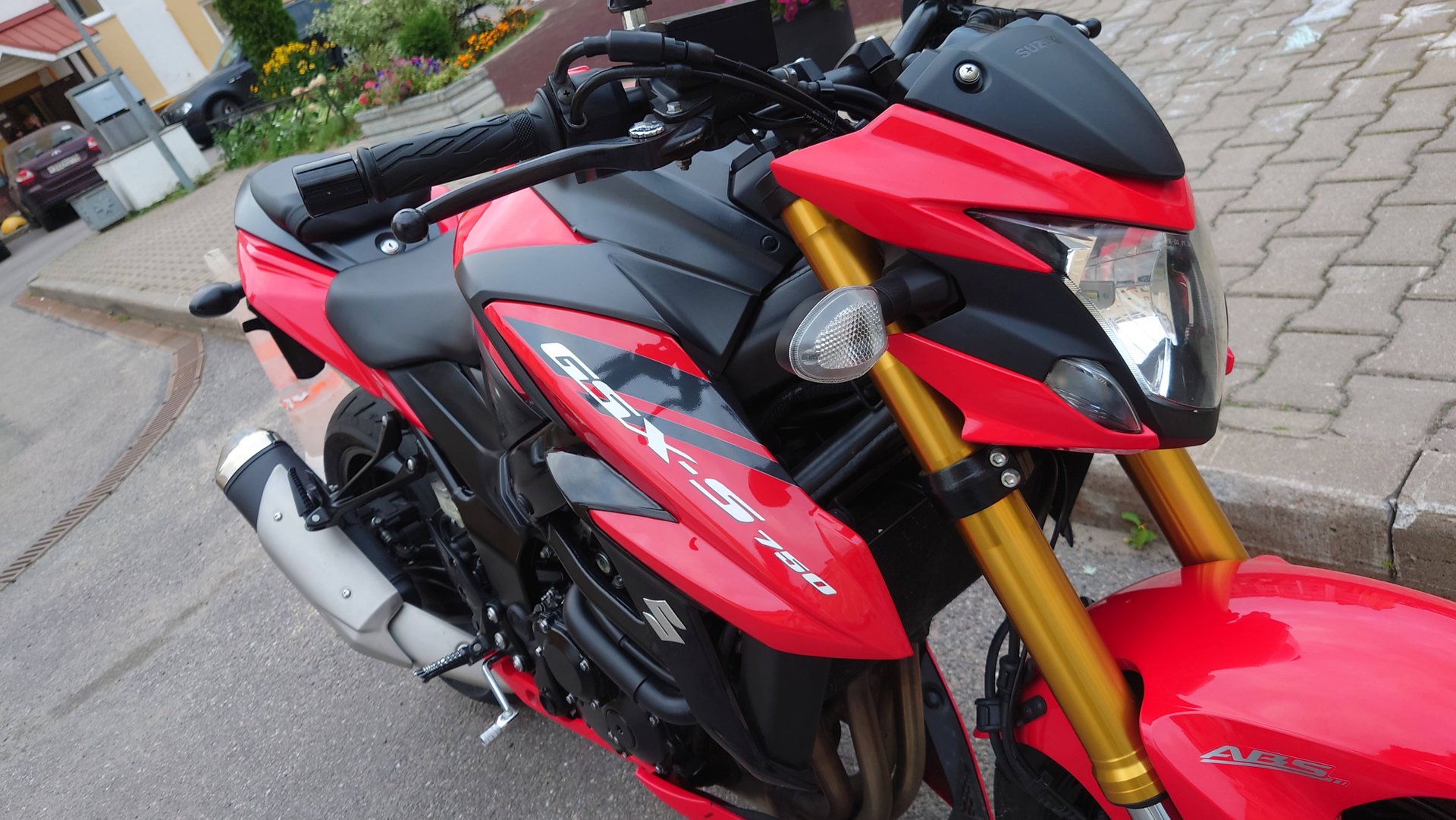 Suzuki GSX-S 750 ABS (2017) Без пробега по РФ DGimoto смотреть онлайн