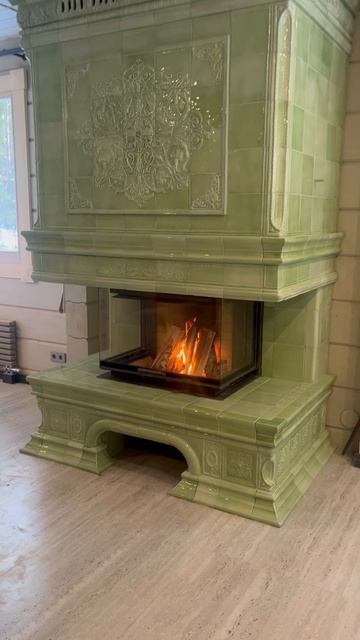 Камин изразцовый