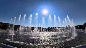 Музей-заповедник Царицыно. Фонтан. Послушайте шум фонтана. Радуга в струях воды.