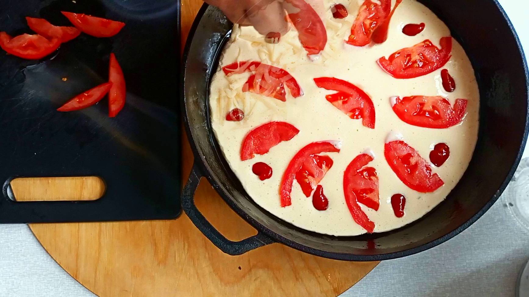 Готовлю ее без духовки! ПИЦЦА на сковороде НИКТО НЕ ВЕРИТ смотреть онлайн