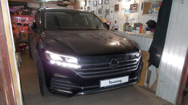 Шикарный SQ звук в Новый Туарег 3 ( Touareg CR7)!!! Система в штатные места