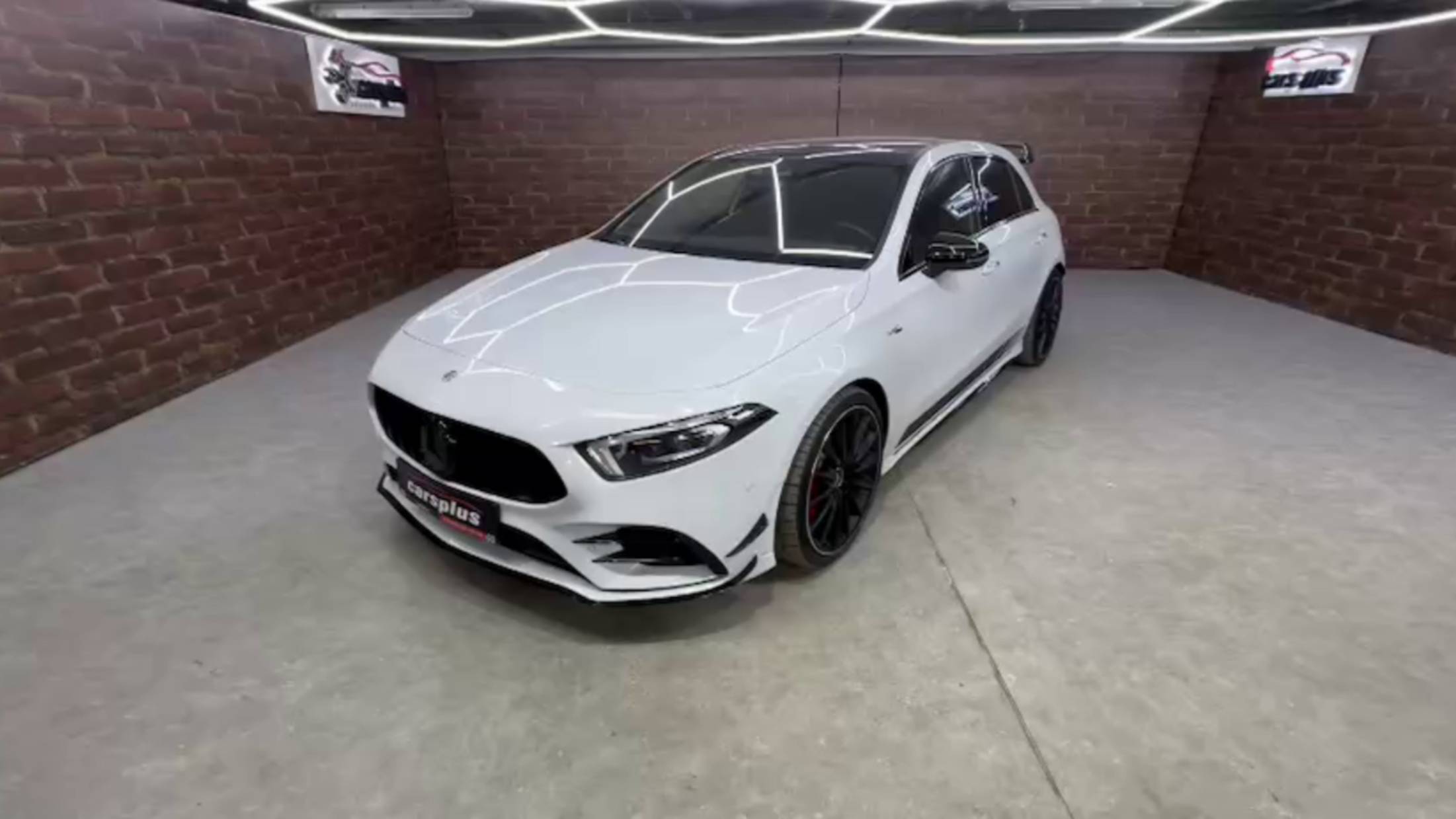 В наличии Mercedes Benz A35 AMG👇 смотреть онлайн