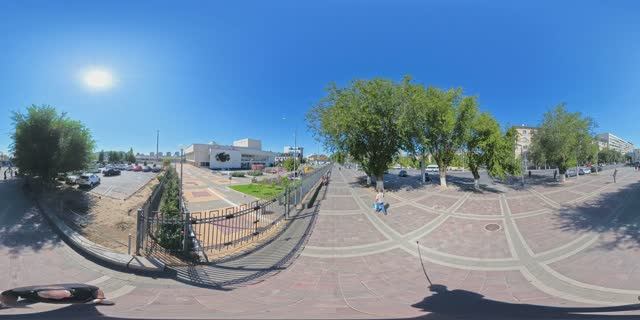 Прогулка от ДЮЦ Волгограда к скверу Строителей (Сурский) #360Video #ПанорамноеВидео #VR #Волгоград