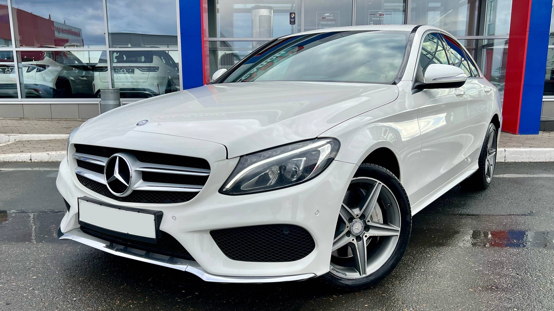 Mercedes-Benz C-Класс 250 '2014 IV (W205) смотреть онлайн