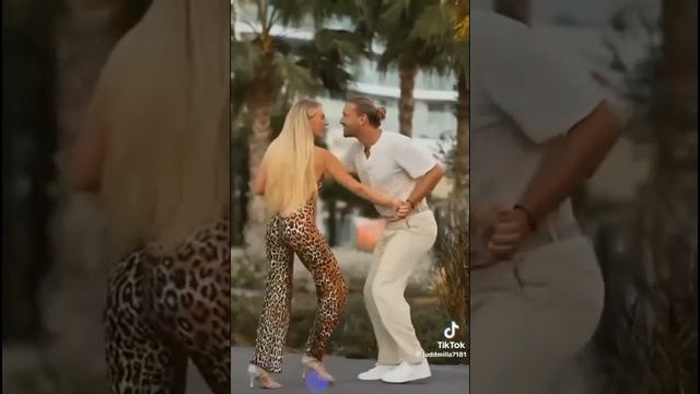 Для меня нет тебя прекрасней