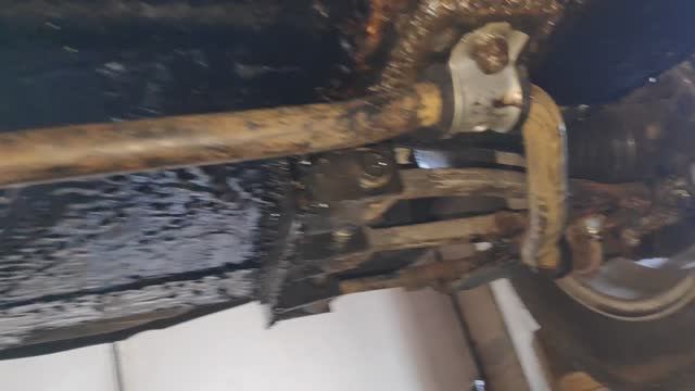 Ellada.Установка Стаб. попер. устойч. от 2190LADA гранта на ваз 21099 на заднюю незав.подвеску.mp4