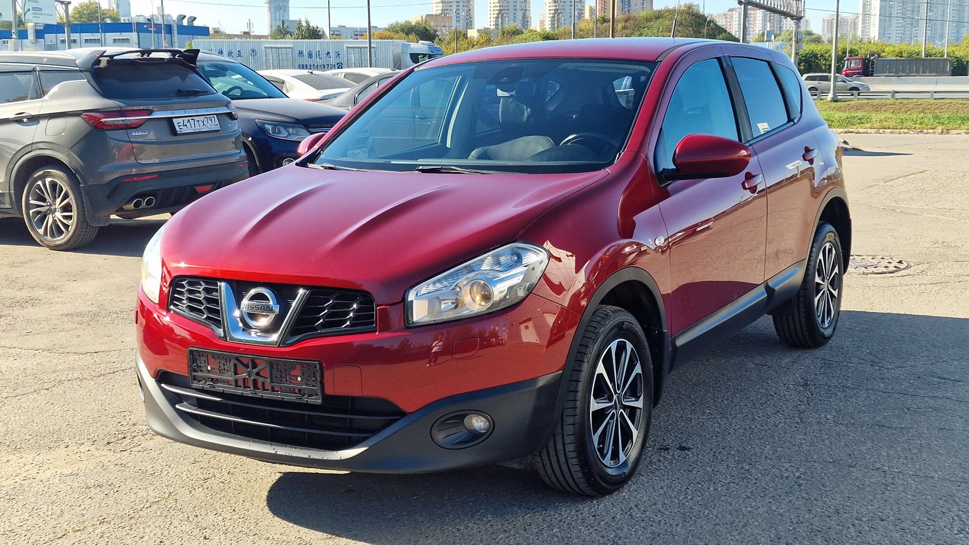 Nissan Qashqai (2013) смотреть онлайн