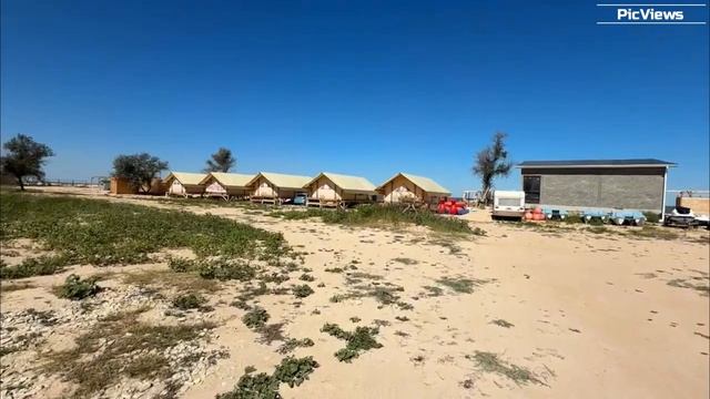 Голубицкая Азовское море Центральный пляж сегодня 16 сентября 2025. Погода в Голубицкой сейчас смотреть онлайн