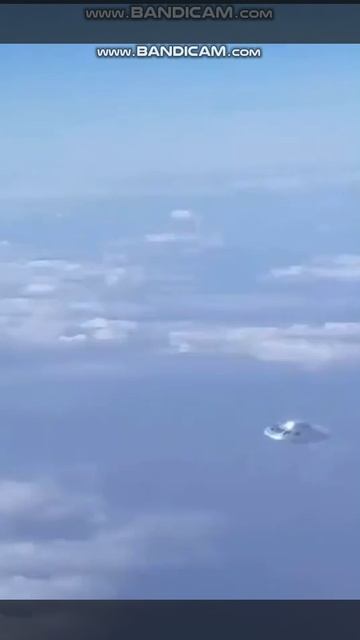 Вот они. НЛО летает рядом с нами смотреть онлайн