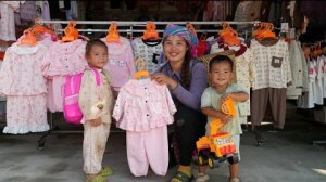 Собираю гигантские дыни,чтобы продать их на рынке, покупаю одежду для своей маленькой дочери в школу