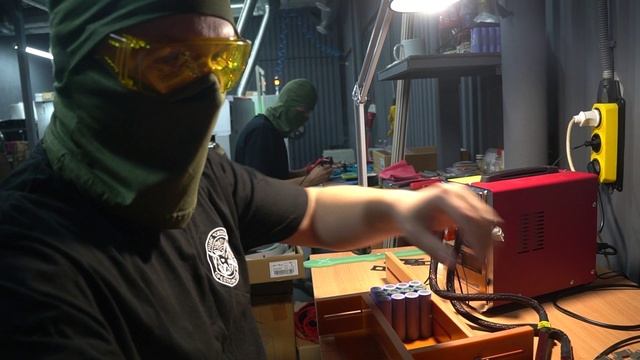 Разработка FPV-дронов новых модификаций. Оборонка не стоит на месте. смотреть онлайн