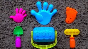 Инструменты для Детей | Учим цвета и цифры с цветными формочками для песка | Песенки для малышей