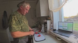 Навряд-ли буду что-то делать. Купили стройматериалы. Жизнь в деревне