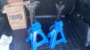 Подставка под автомобиль #AE&T, для безопасного выполнения работ