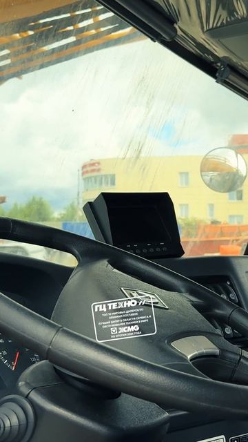 XCT30_S1 — маленький кран с большими амбициями! смотреть онлайн