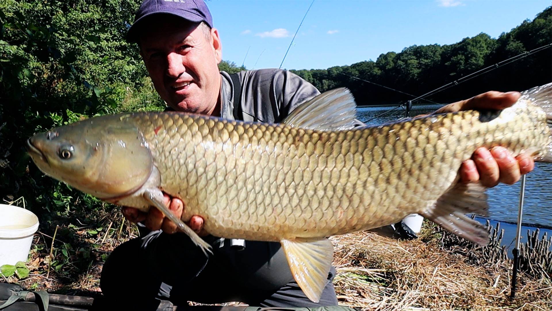 Рыбалка на Амура на лесном Озере! смотреть онлайн