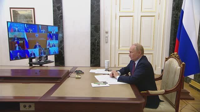 Совещание с членами Правительства смотреть онлайн